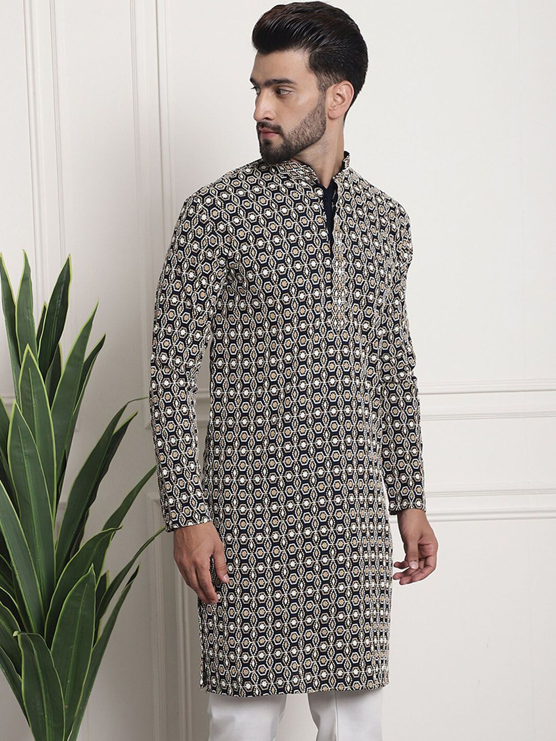 SOJANYA Ethnic Motifs Embroidered Thread Work Cotton Straight Kurta