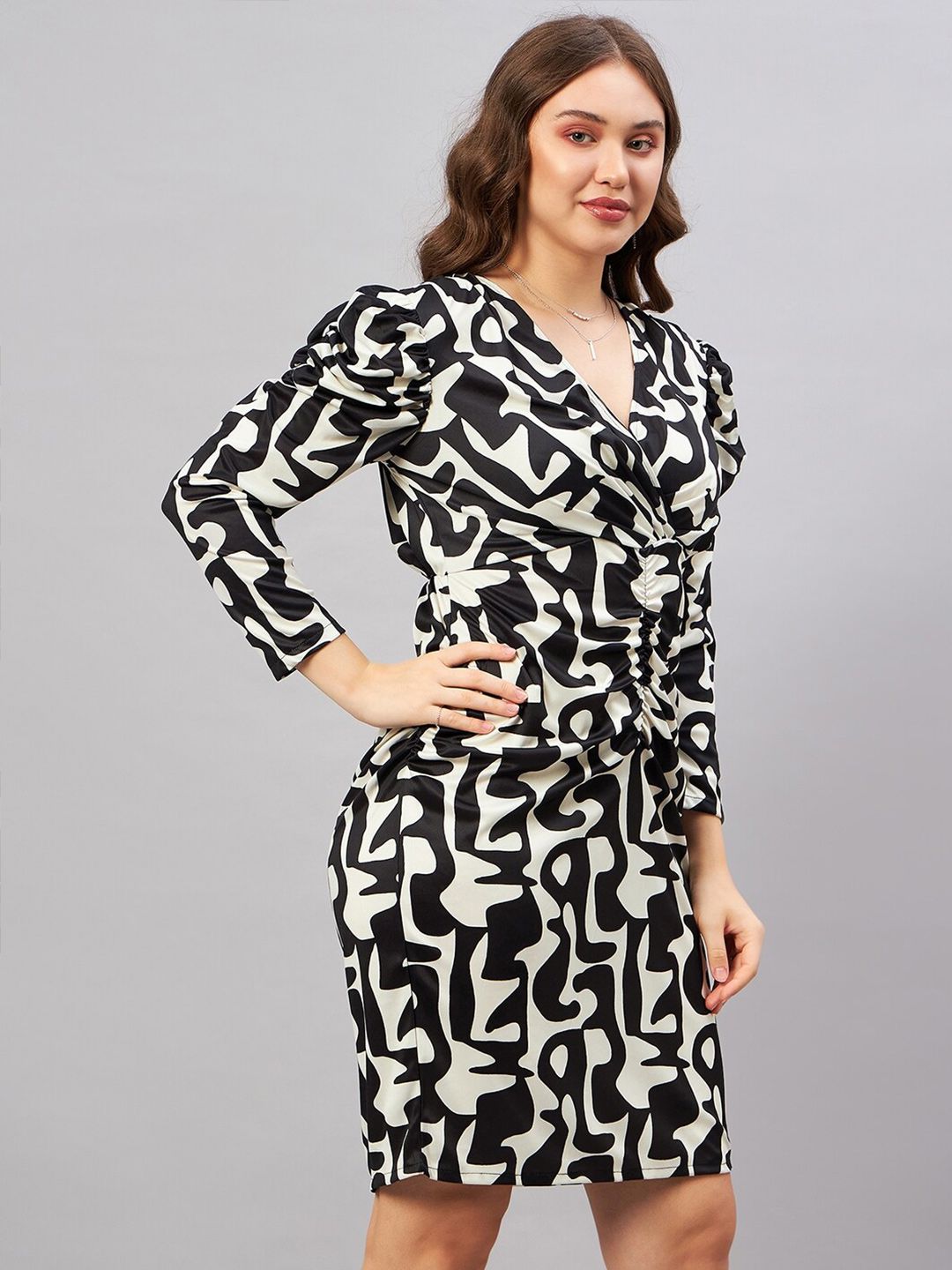 Antheaa Black & Off White Abstract Printed V-Neck Gathered Sheath Dress
