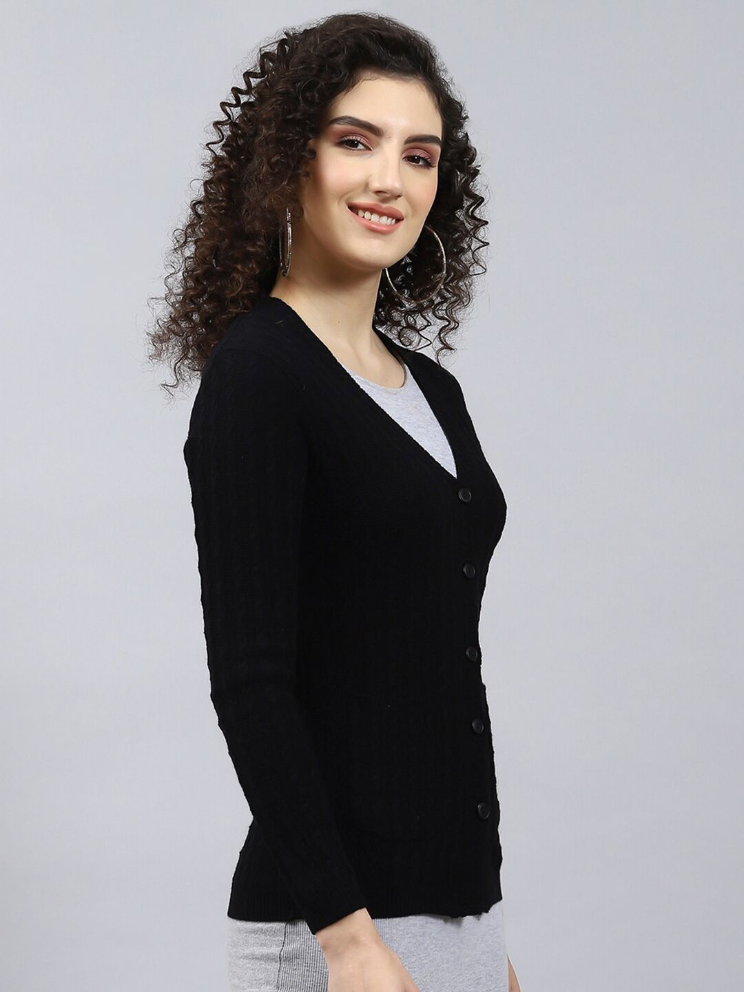 Monte Carlo V-Neck Cable Knit Woollen Cardigan
