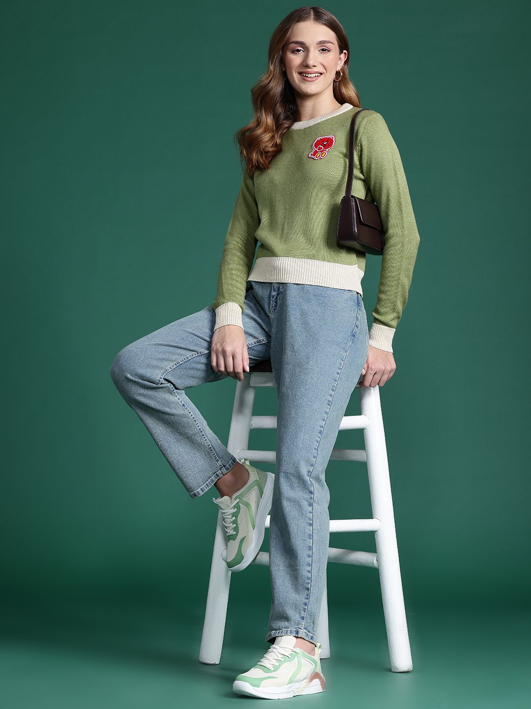 DressBerry Acrylic Applique Detail Pullover