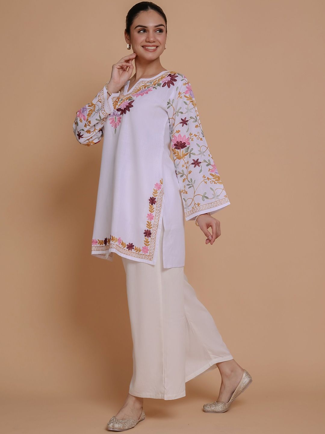HOUSE OF KARI Floral Embroidered Notch Neck Cotton Straight Kurta