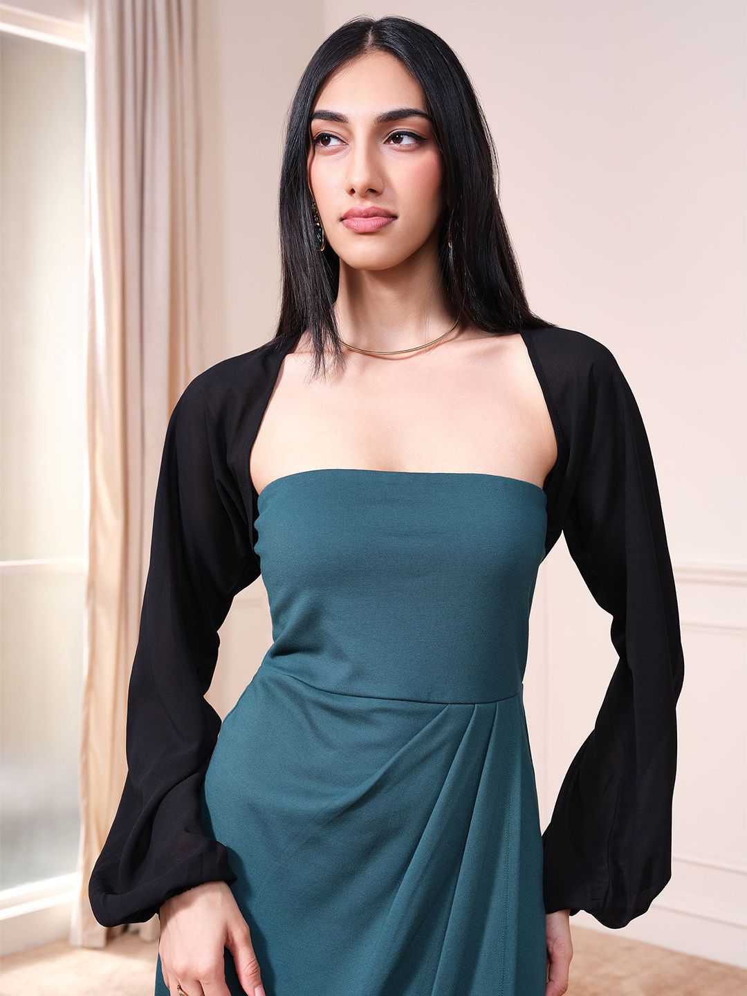 AND Open Front Long Cuffed Sleeves Crop Shrug