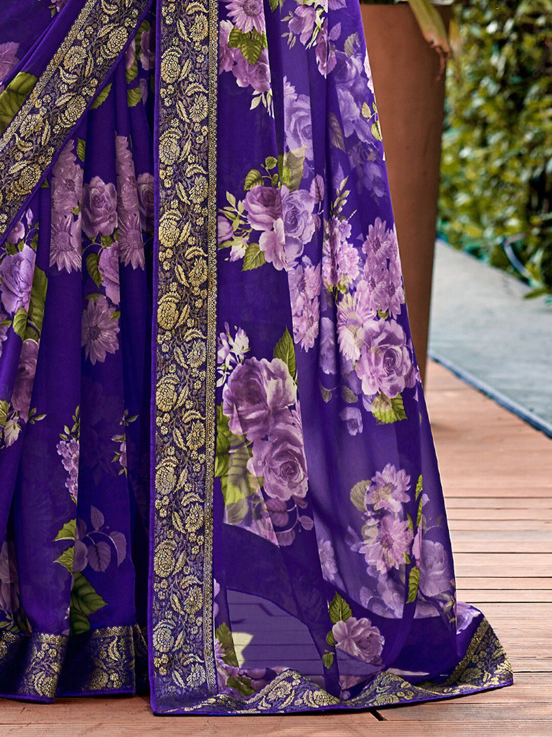 Saree mall Violet Floral Printed Poly Georgette Saree