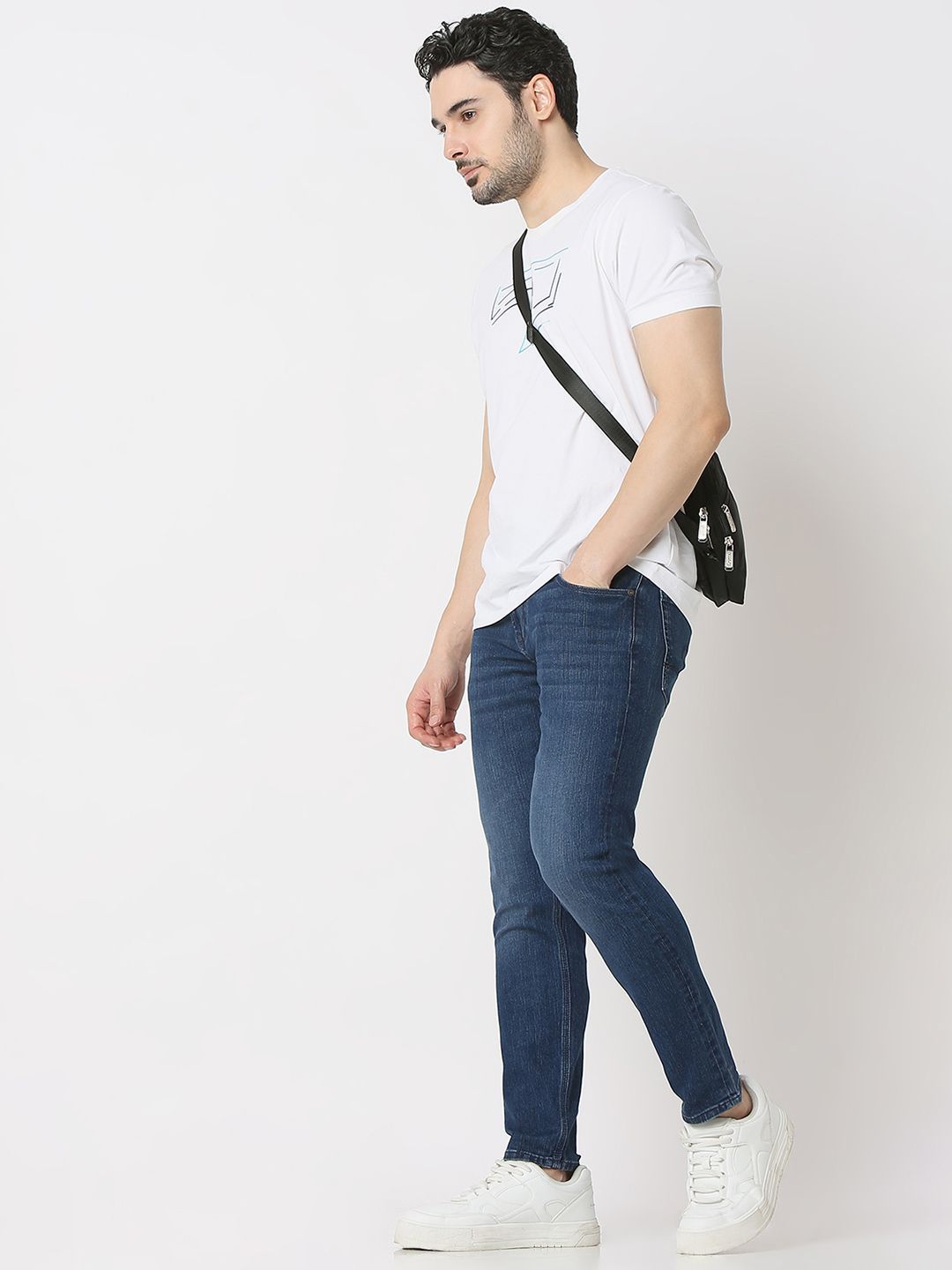 SPYKAR Men Mid-Rise Slim Fit Light Fade Jeans