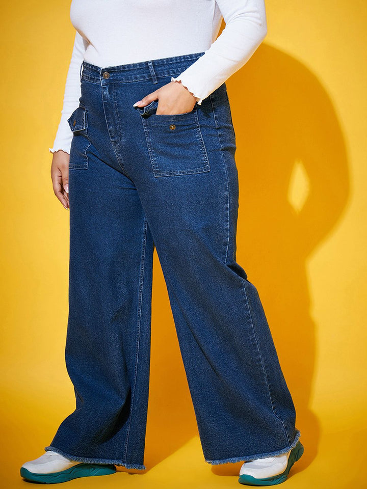 SASSAFRAS Curve Women Blue Comfort Straight Fit Clean Look Jeans
