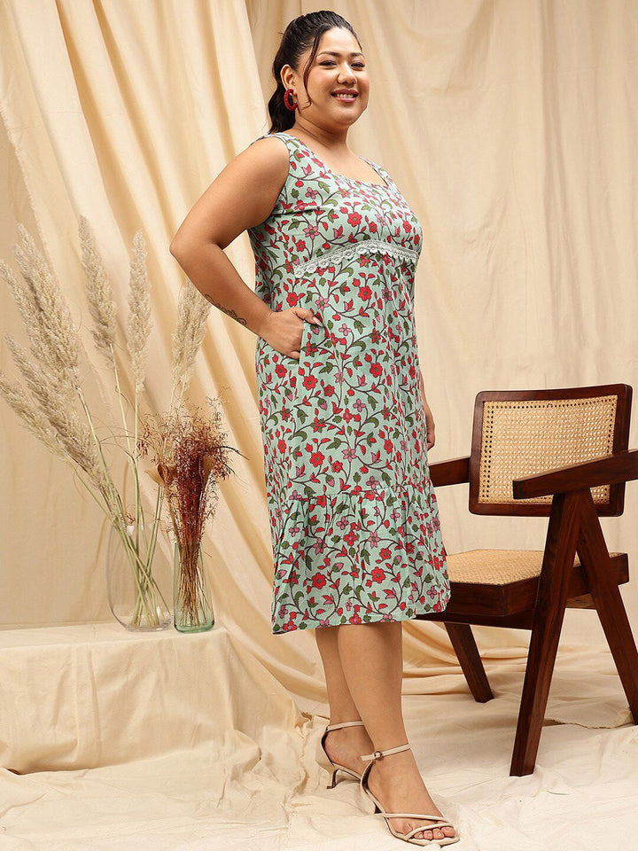 CURVY STREET Plus Size Floral Printed A-Line Dress