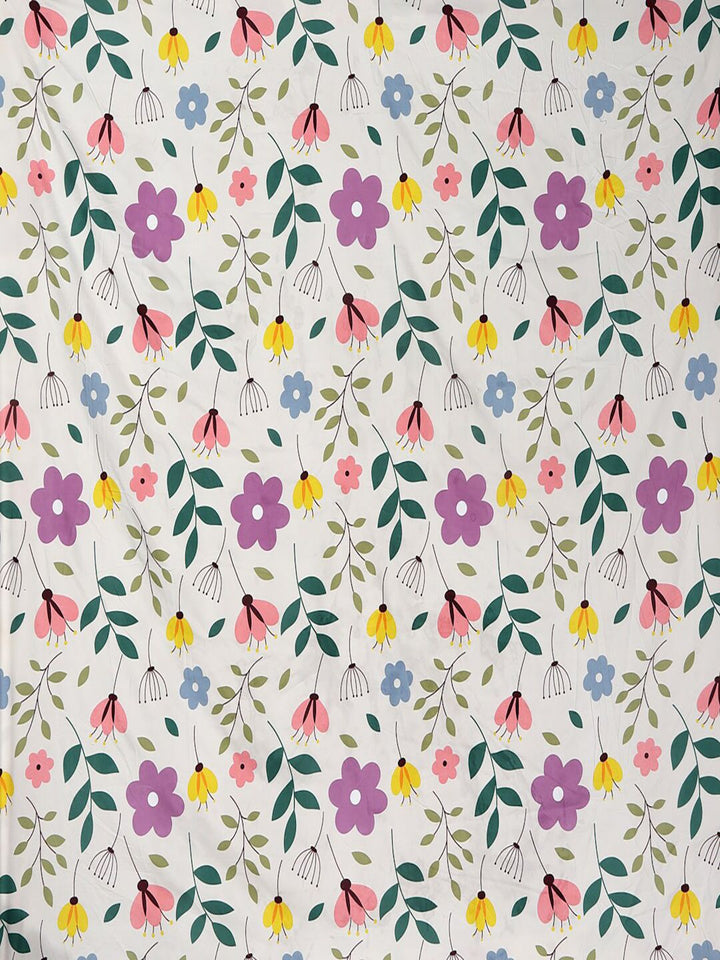 KLOTTHE White & Pink Floral 300 TC Super King Bedsheet with 2 Pillow Covers