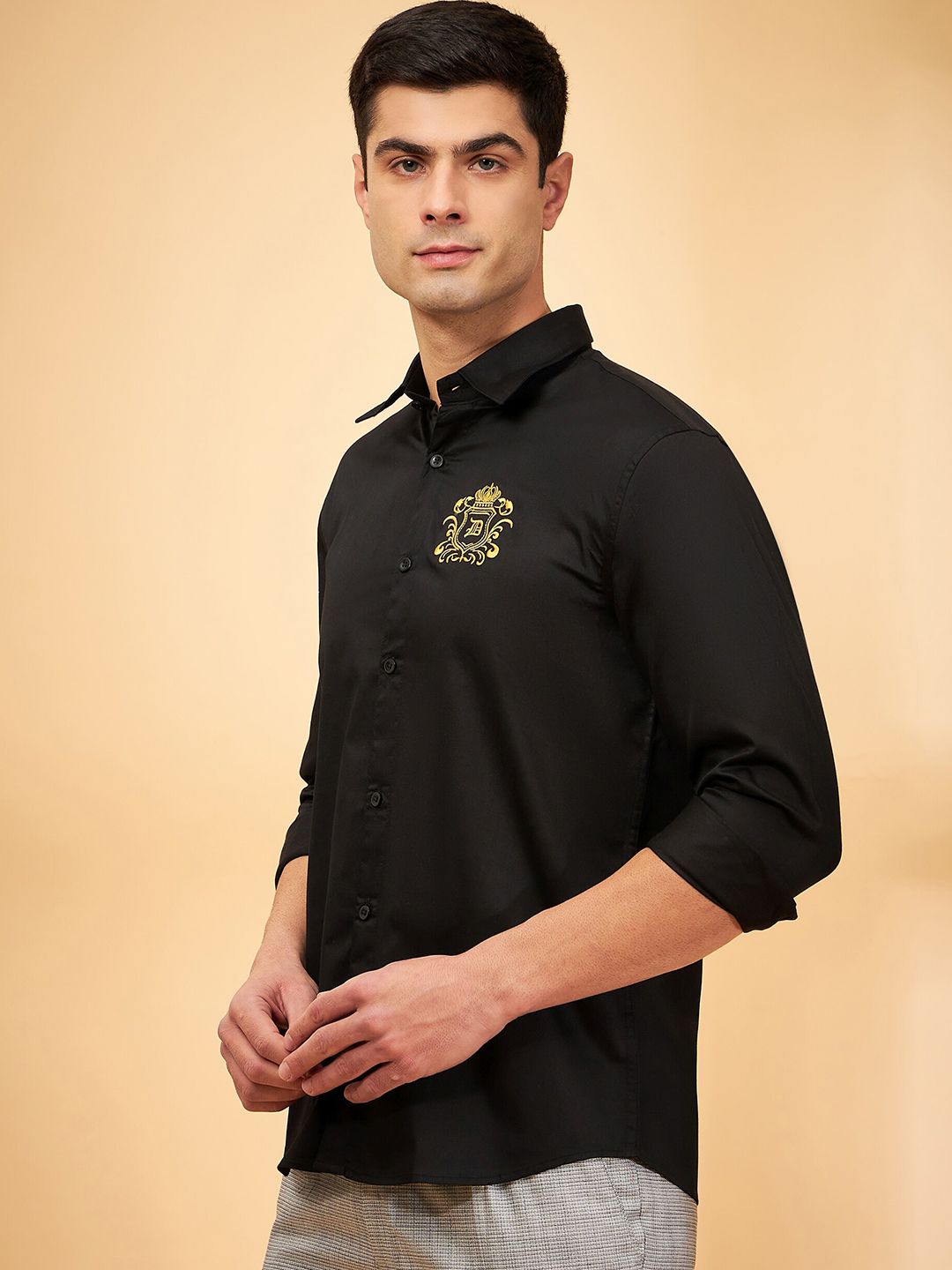 DENNISON Regular Fit Spread Collar Full Sleeves Cotton Smart Shirt