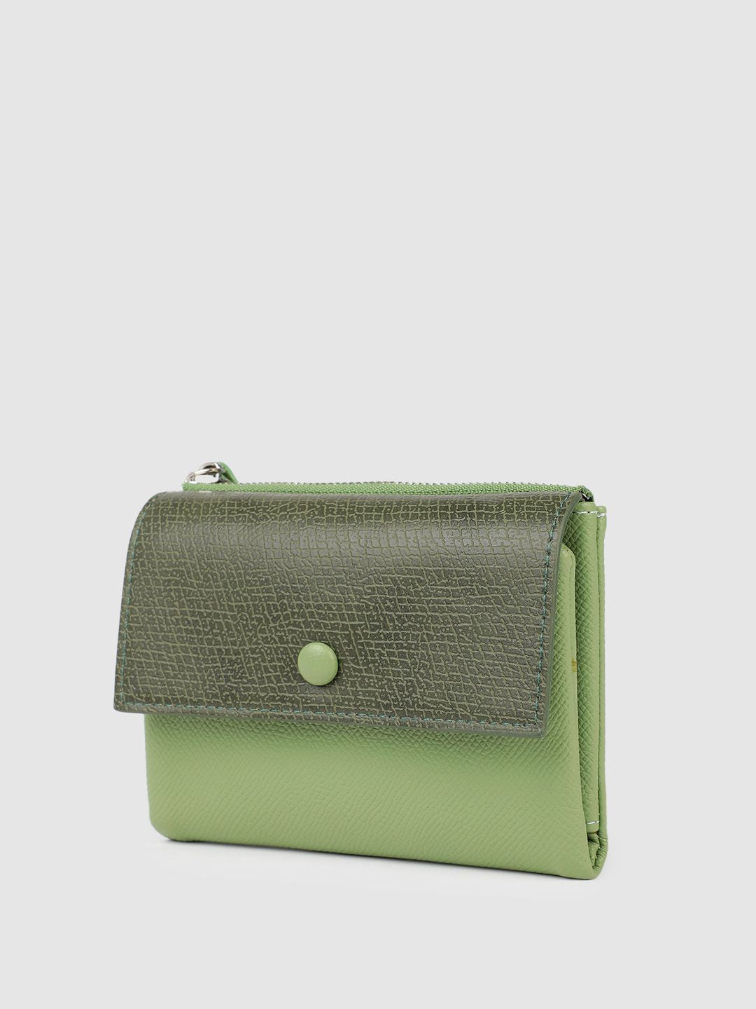 DressBerry Women Animal Textured Three Fold Wallet