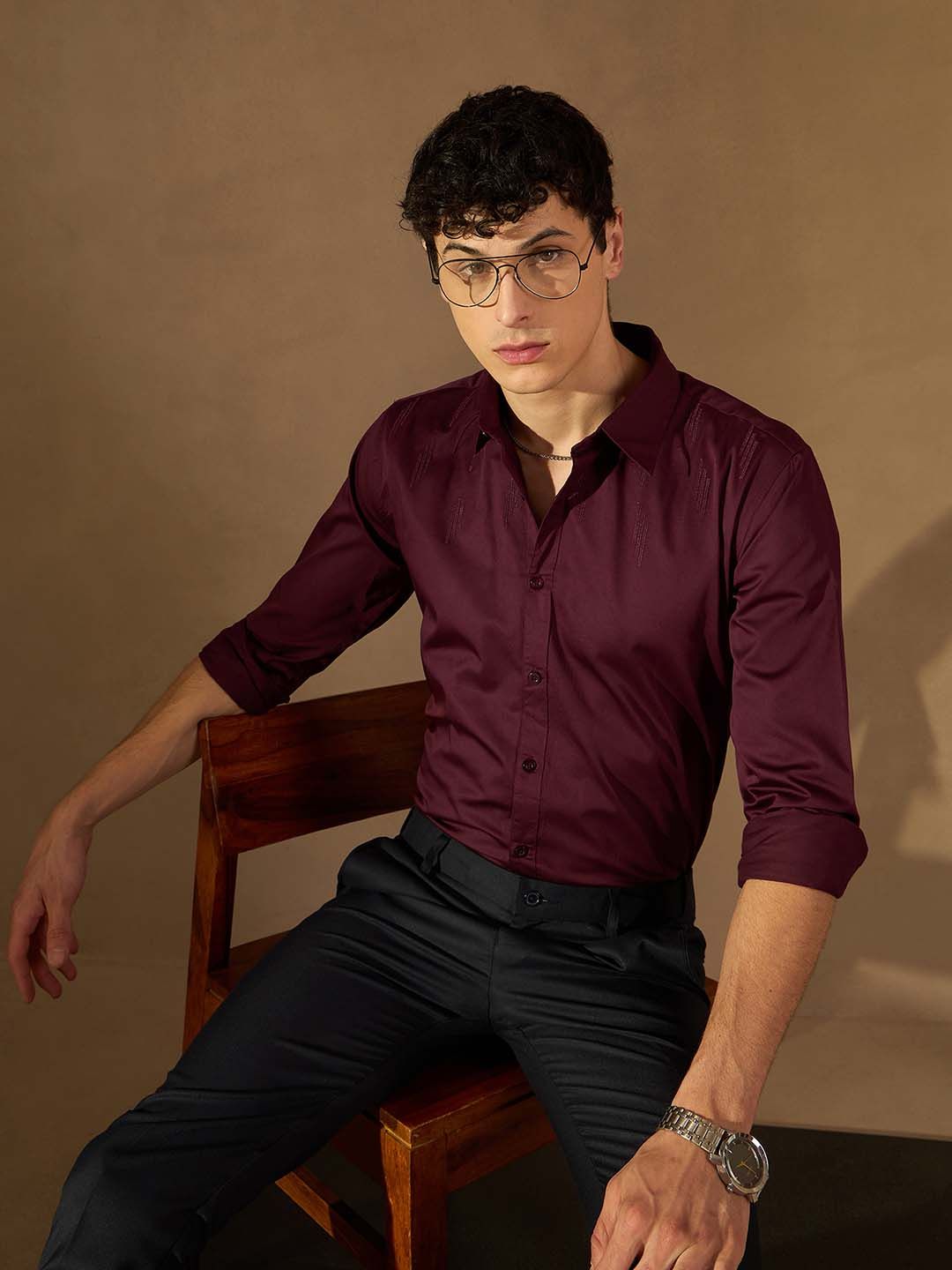 DENNISON Smart Slim Fit Spread Collar Cotton Shirt