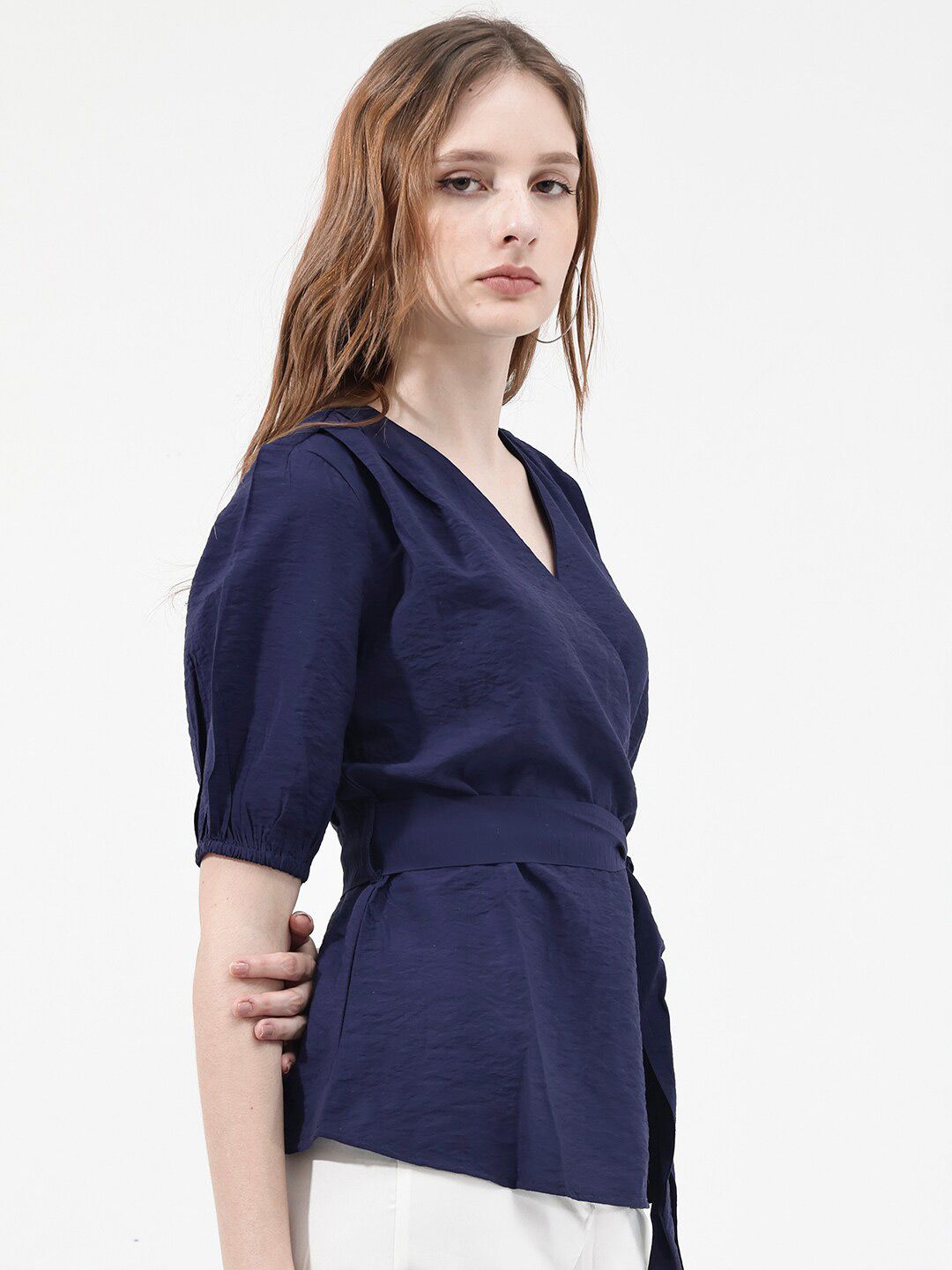 RAREISM V-Neck Puff Sleeve Styled Back Top