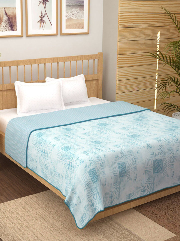 Story@home White & Blue Printed AC Room 150 GSM Reversible Cotton Double Bed Dohar