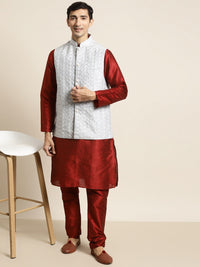 SOJANYA Men Maroon Kurta dengan Jaket Churidar & Nehru