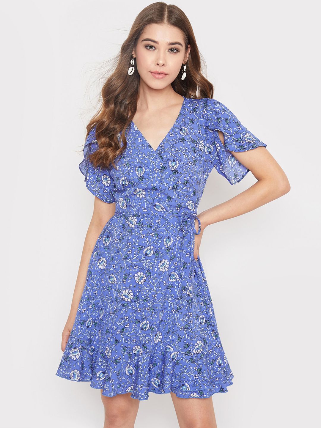 Berrylush Women Blue Printed Wrap Dress
