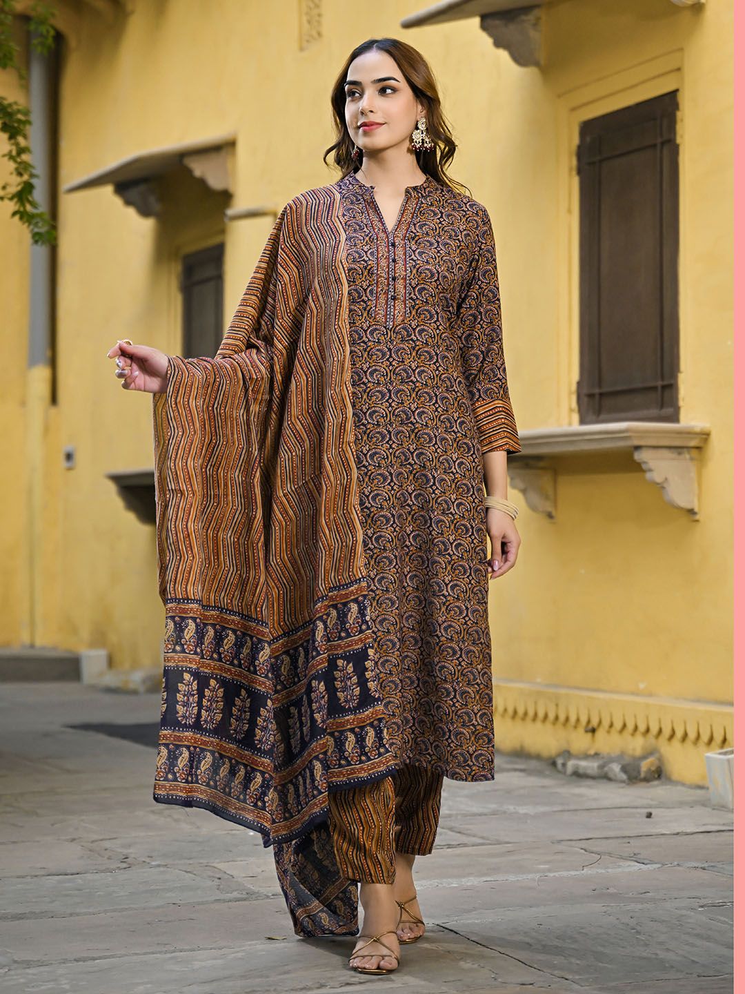 KALINI Ethnic Motifs Printed Straight Kurta With Trousers & Dupatta