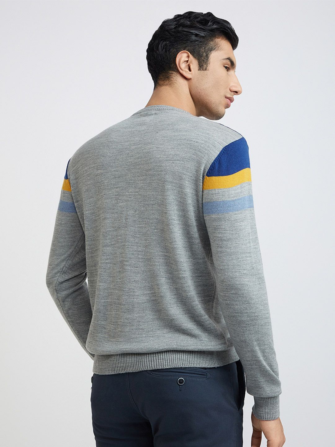 Raymond Men Grey Melange & Blue Colourblocked Pullover