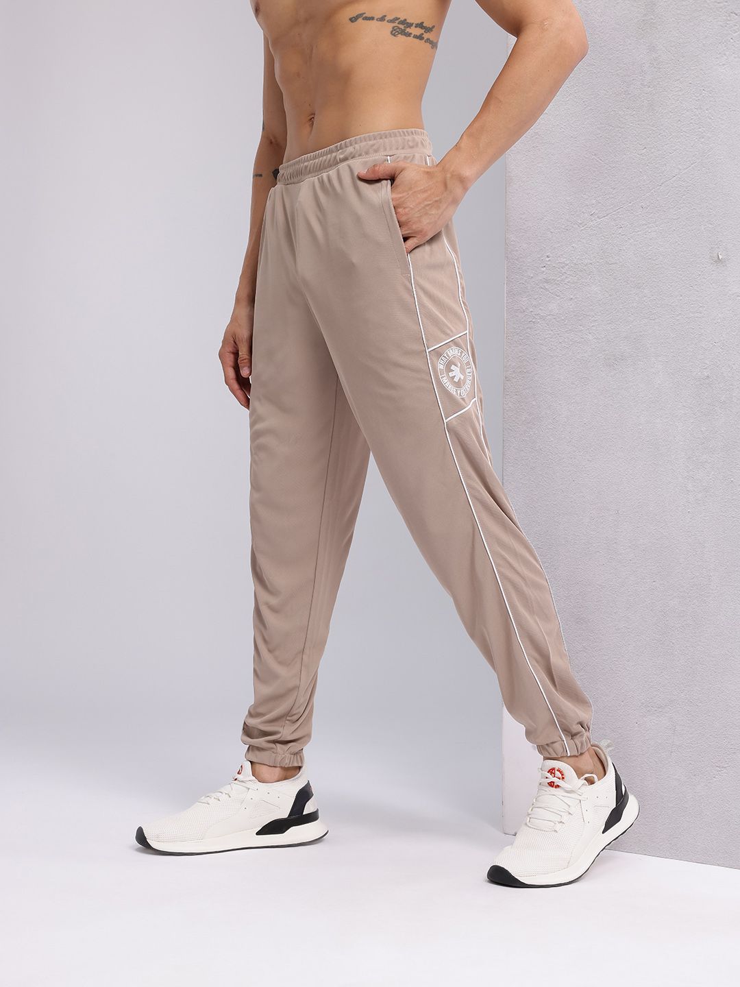 HRX oleh Hrithik Roshan Men Training Joggers