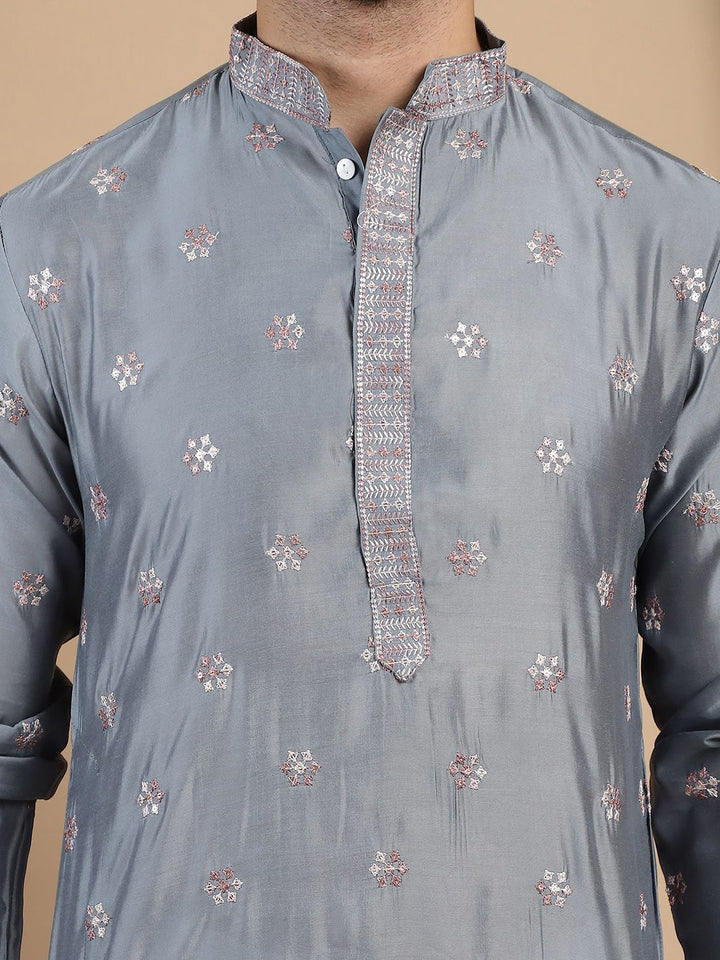 Anouk Floral Embroidered Regular Thread Work Straight Kurta With Churidar