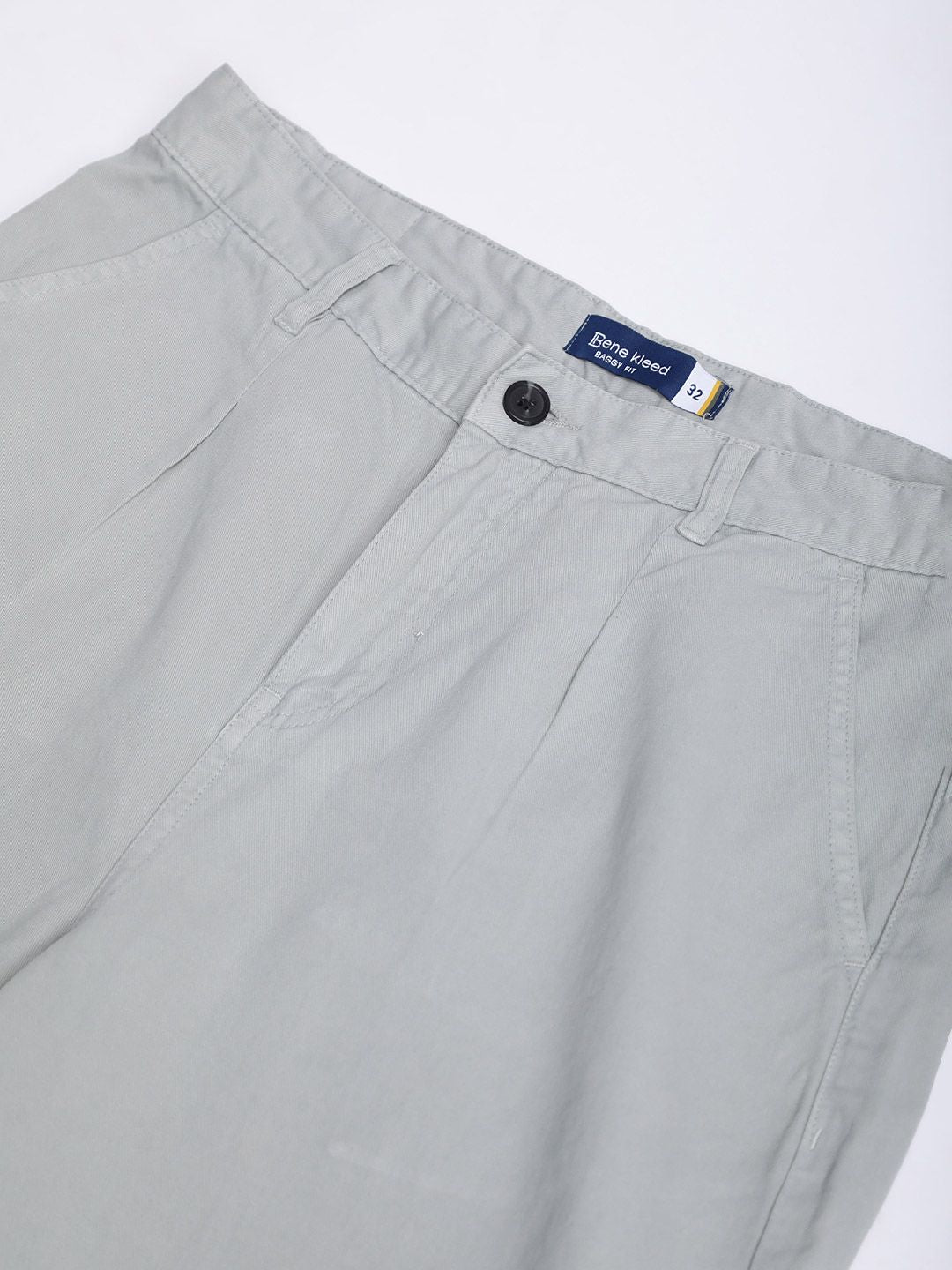 Bene Kleed Men Baggy Fit Pleated Chinos Trousers