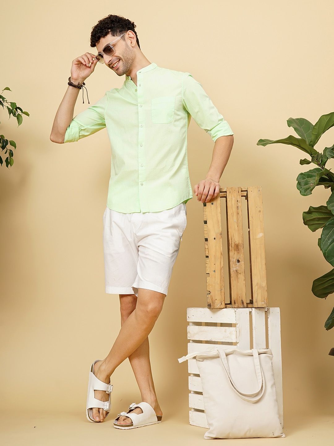 The Indian Garage Co Men Green Solid Casual Cotton Shirt