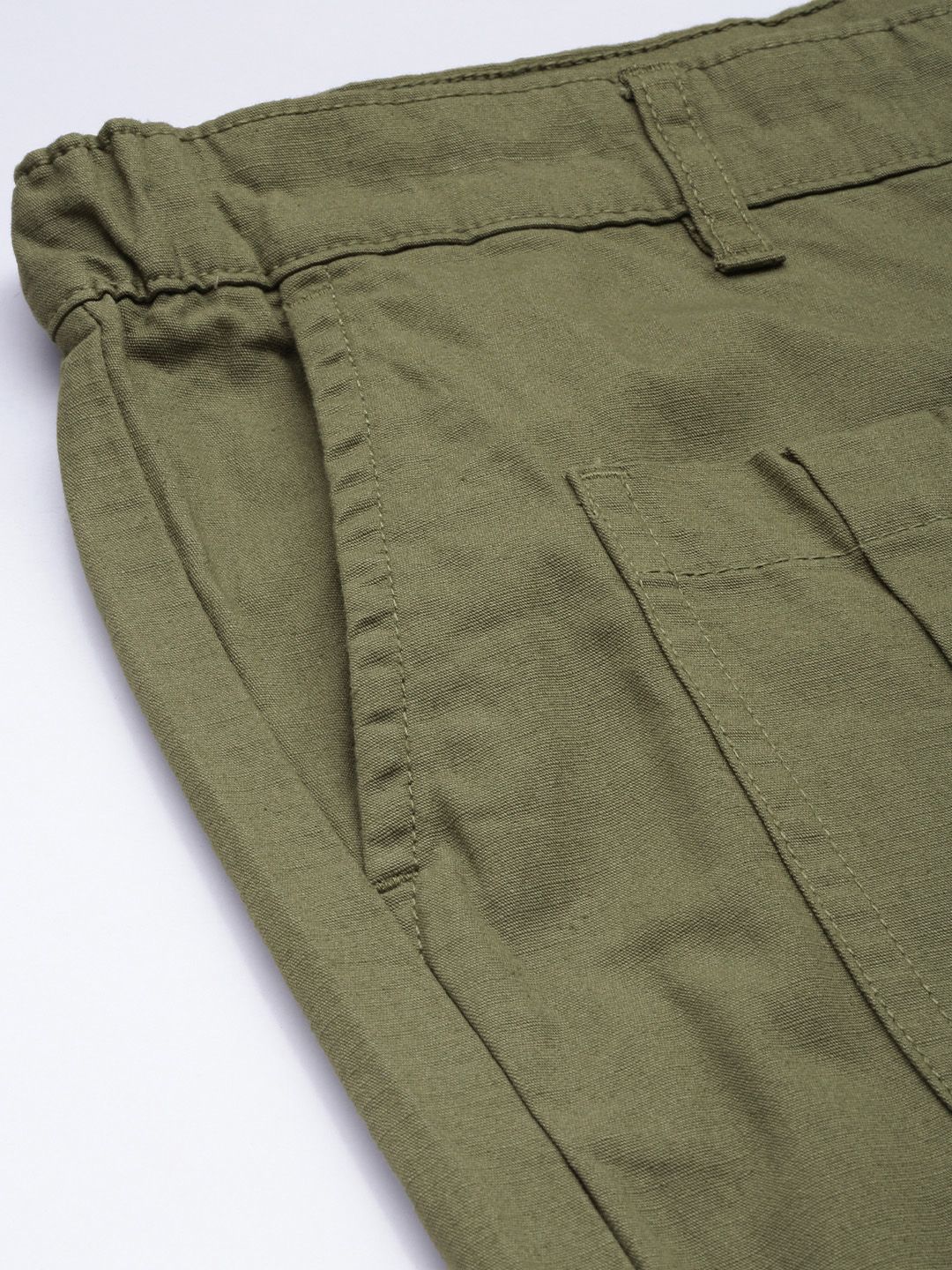 The Indian Garage Co Men Relaxed Fit Ripstop Cargo Trousers