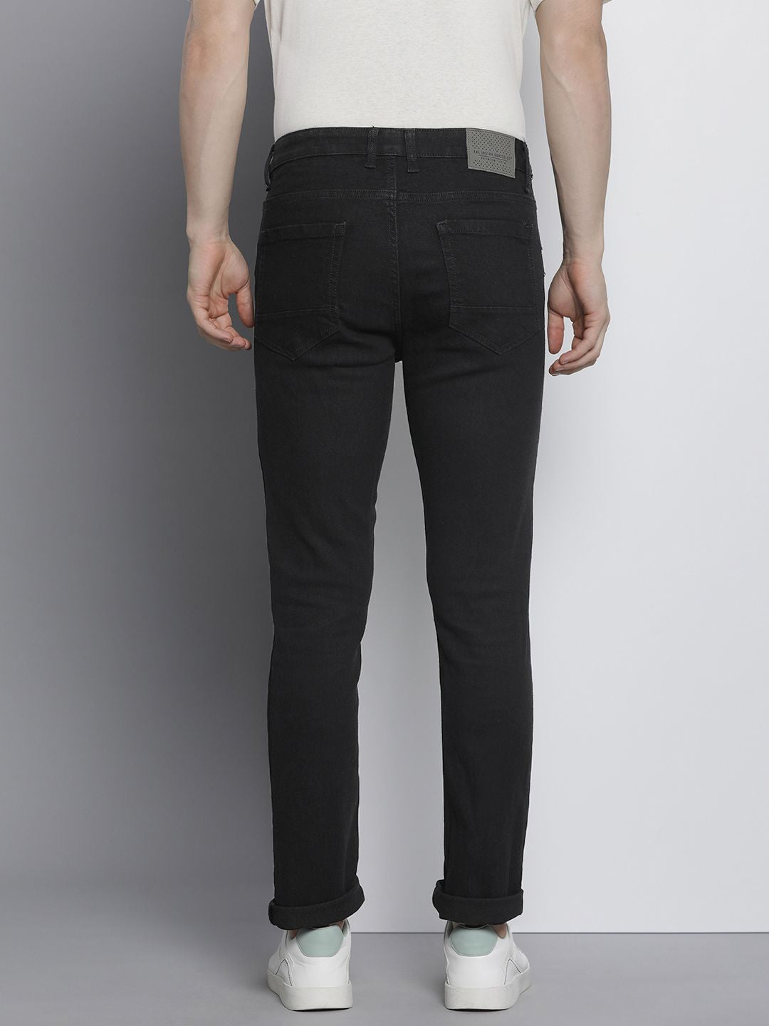 The Indian Garage Co Men Solid Slim Fit Jeans