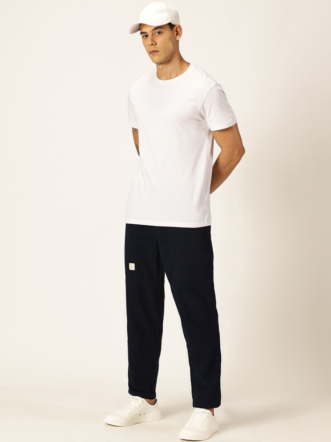 Thomas Scott Men Relaxed Loose Fit Mid-Rise Pure Cotton Easy Wash Trousers