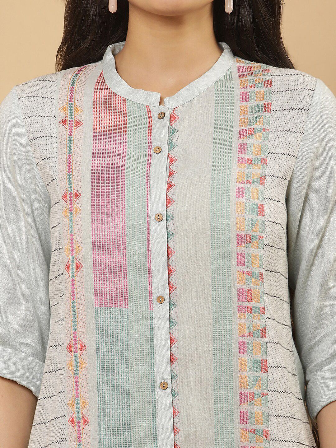 W Geometric Printed Regular Kurta with Trousers
