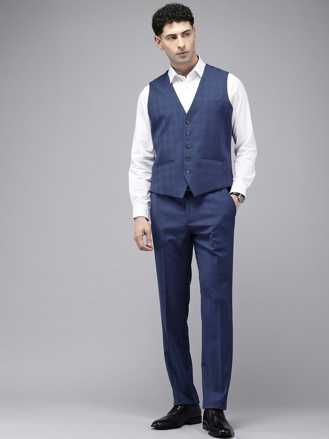 Park Avenue Super Slim Fit Notched Lapel Collar Single Breasted 3-Piece Formal Suit