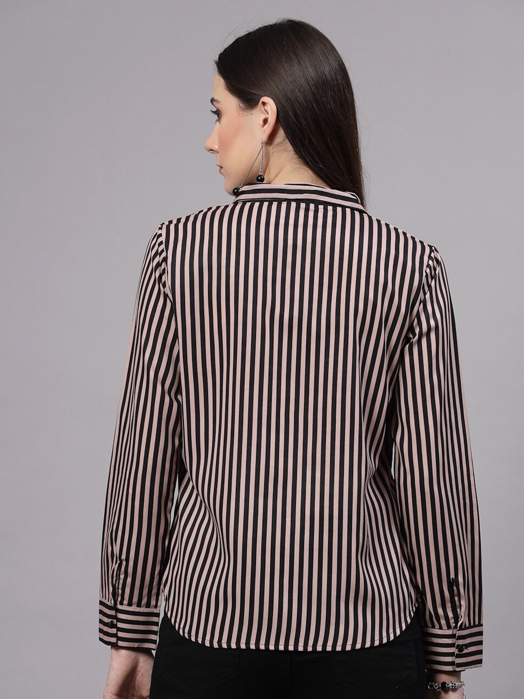 Style Quotient Striped Smart Regular Fit Opaque Formal Shirt