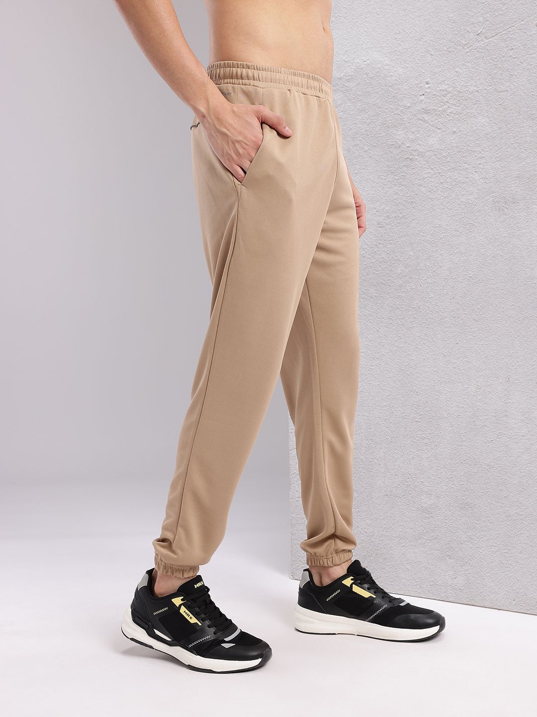 HRX by Hrithik Roshan Men Mid-Rise Rapid-Dry Running Joggers