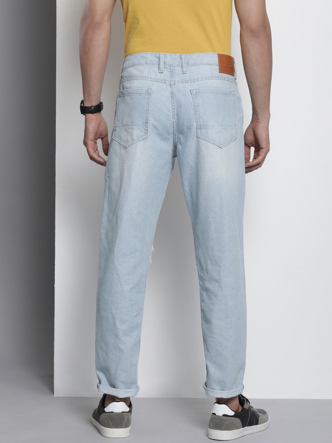 The Indian Garage Co Men Pure Cotton Dad Fit Highly Distressed Jeans