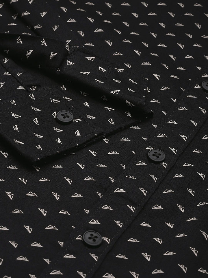 SPYKAR Slim Fit Geometric Printed Pure Cotton Casual Shirt
