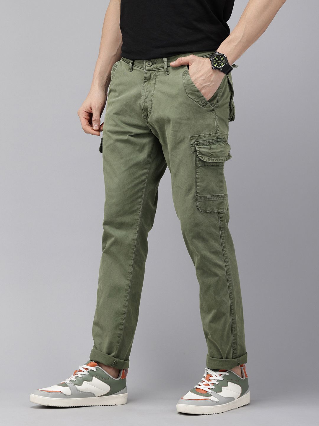 SPYKAR Men Slim Fit Cargos Trousers