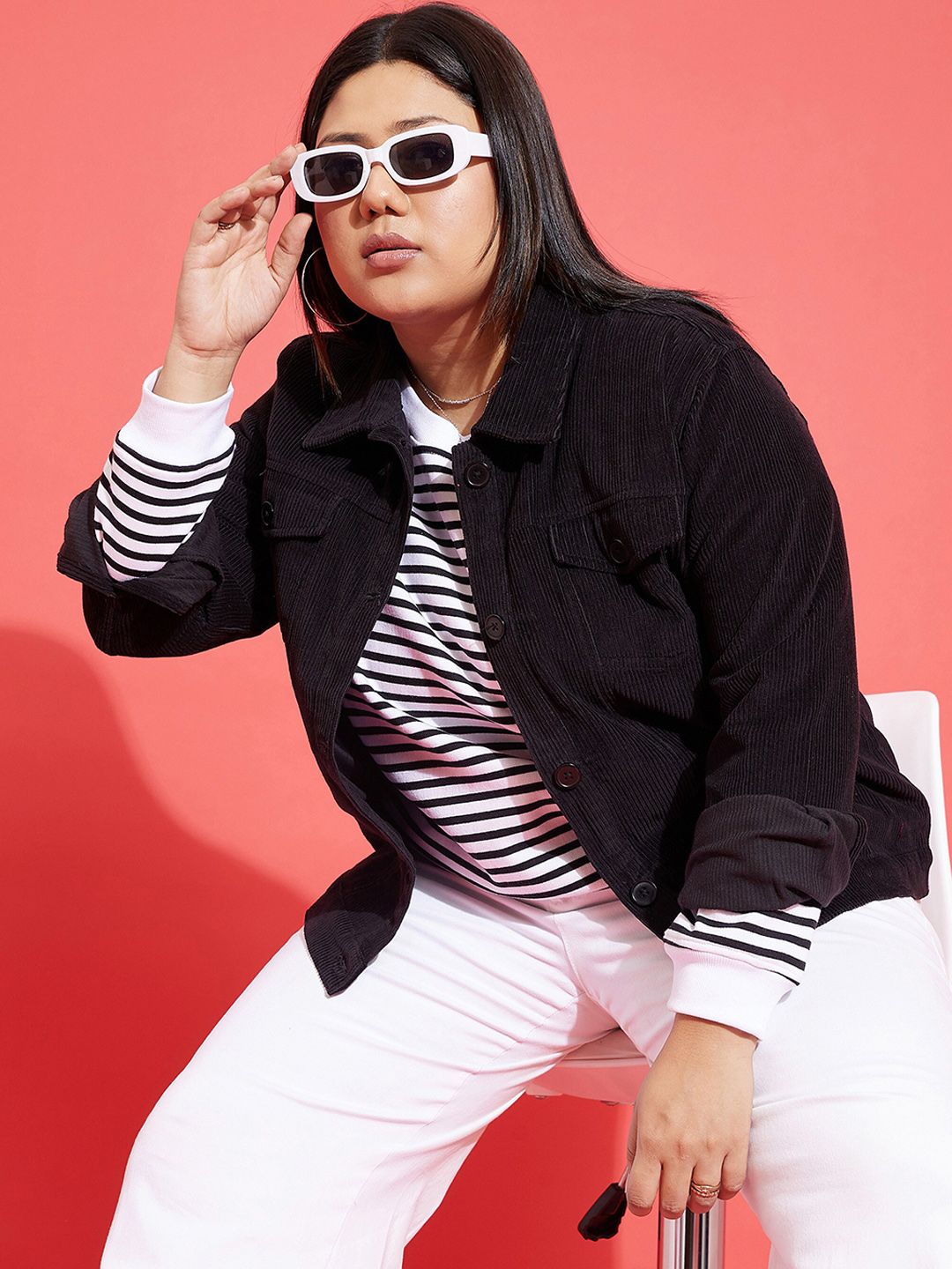 SASSAFRAS Curve Plus Size Black Spread Collar Corduroy Jacket