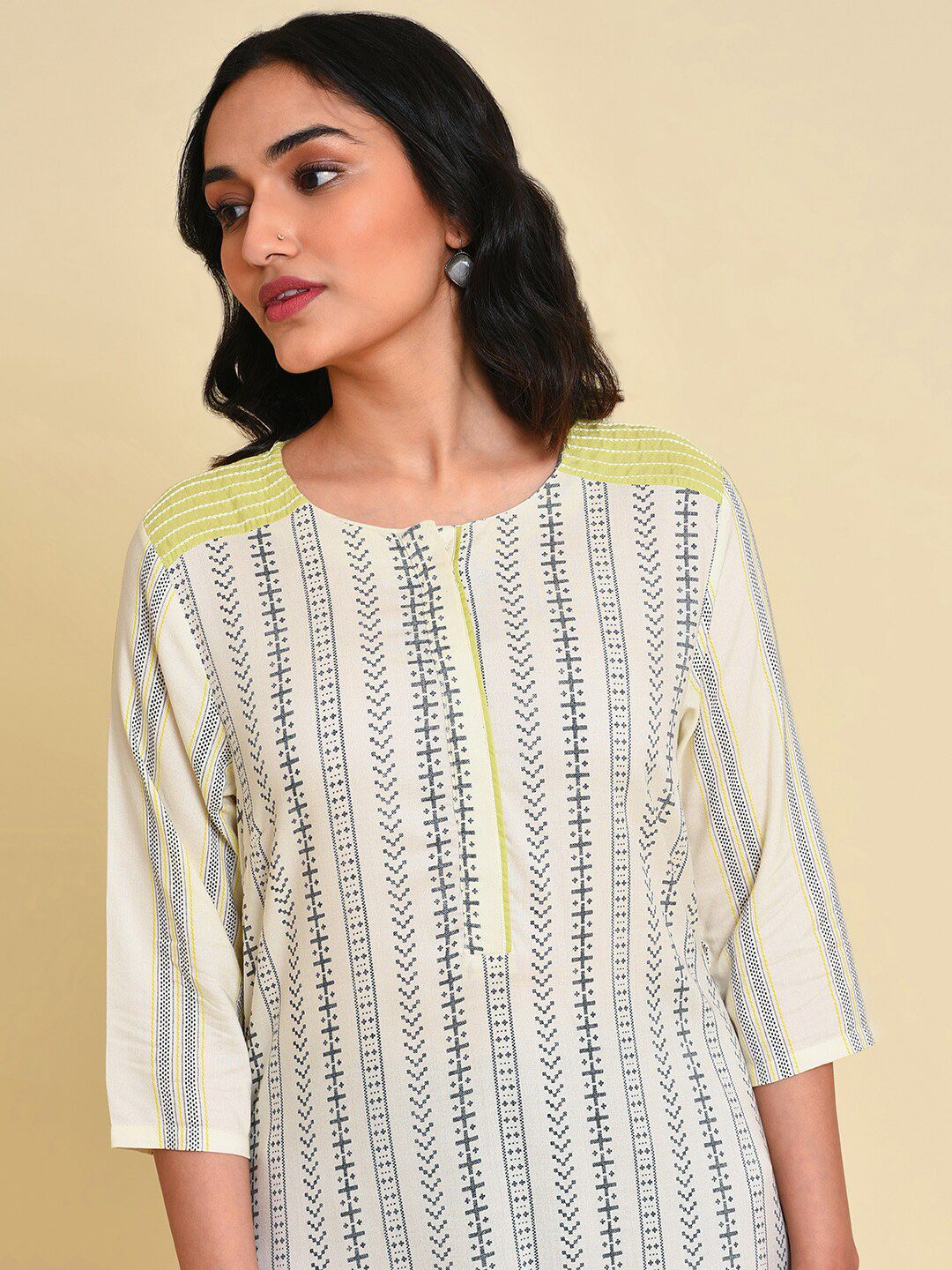 W Striped Thread Work Straight Kurta