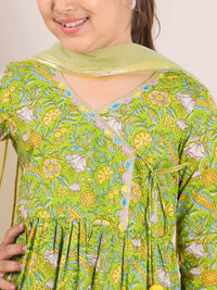 pspeaches Girls Ethnic Motifs Printed Angrakha Pure Cotton Kurta with Trousers & Dupatta