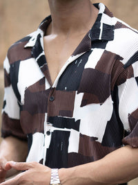 Powerlook Men Relaxed Fit Abstract Printed Spread Collar Casual Shirt
