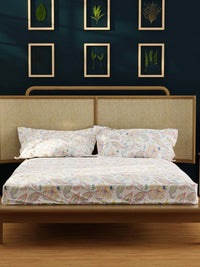 URBAN SPACE White & Red Printed 200 TC Cotton Double King Bedsheet With 2 Pillow Covers
