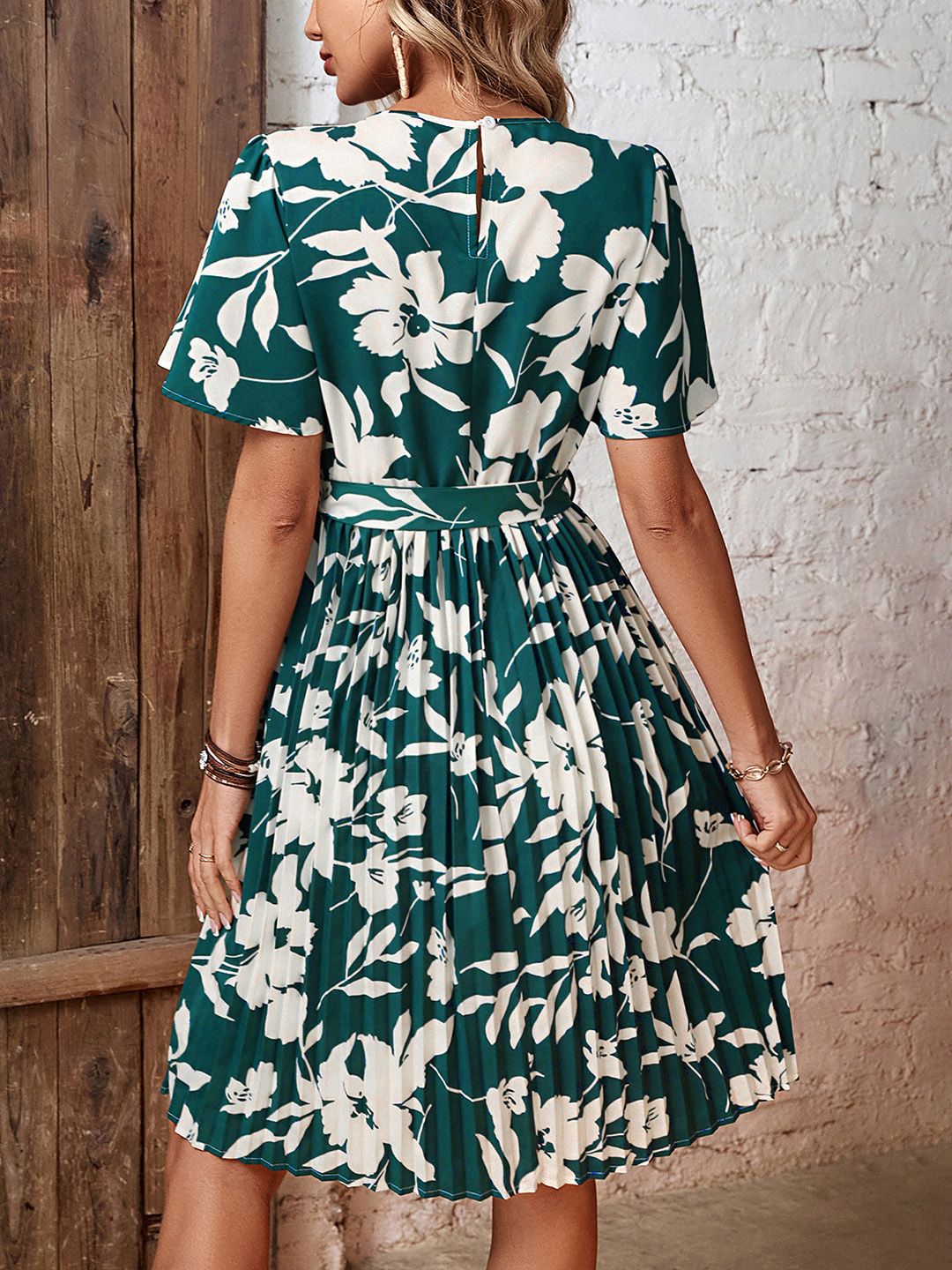 DressBerry Floral Print Accordion Pleats A-Line Dress With Tie-up Belt