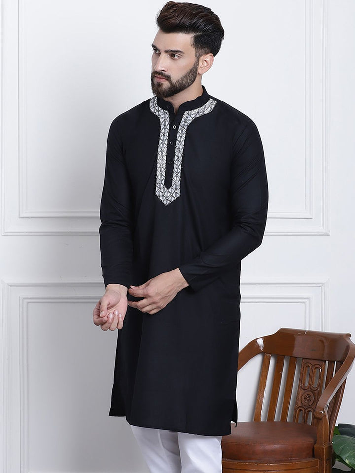 SOJANYA Lelaki Hitam Solid Pure Cotton Kurta