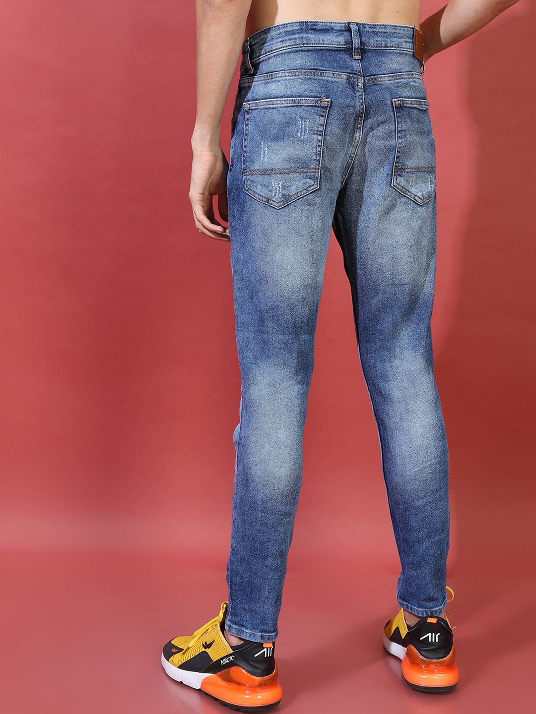 HIGHLANDER Men Blue Tapered Fit Mid-Rise Clean Look Stretchable Jeans