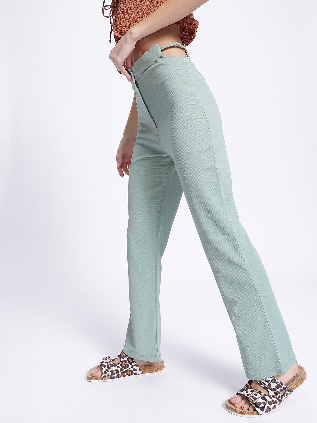 DressBerry Women Street Savvy Textured Cut-Out Detail Trousers
