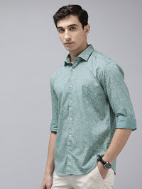 Park Avenue Pure Cotton Slim Fit Geometric Printed Casual Shirt