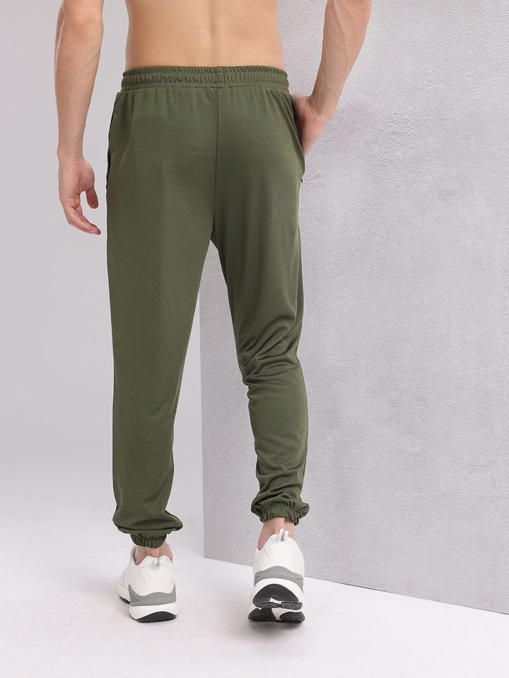 HRX by Hrithik Roshan Men Printed Detail Rapid-Dry Training Joggers
