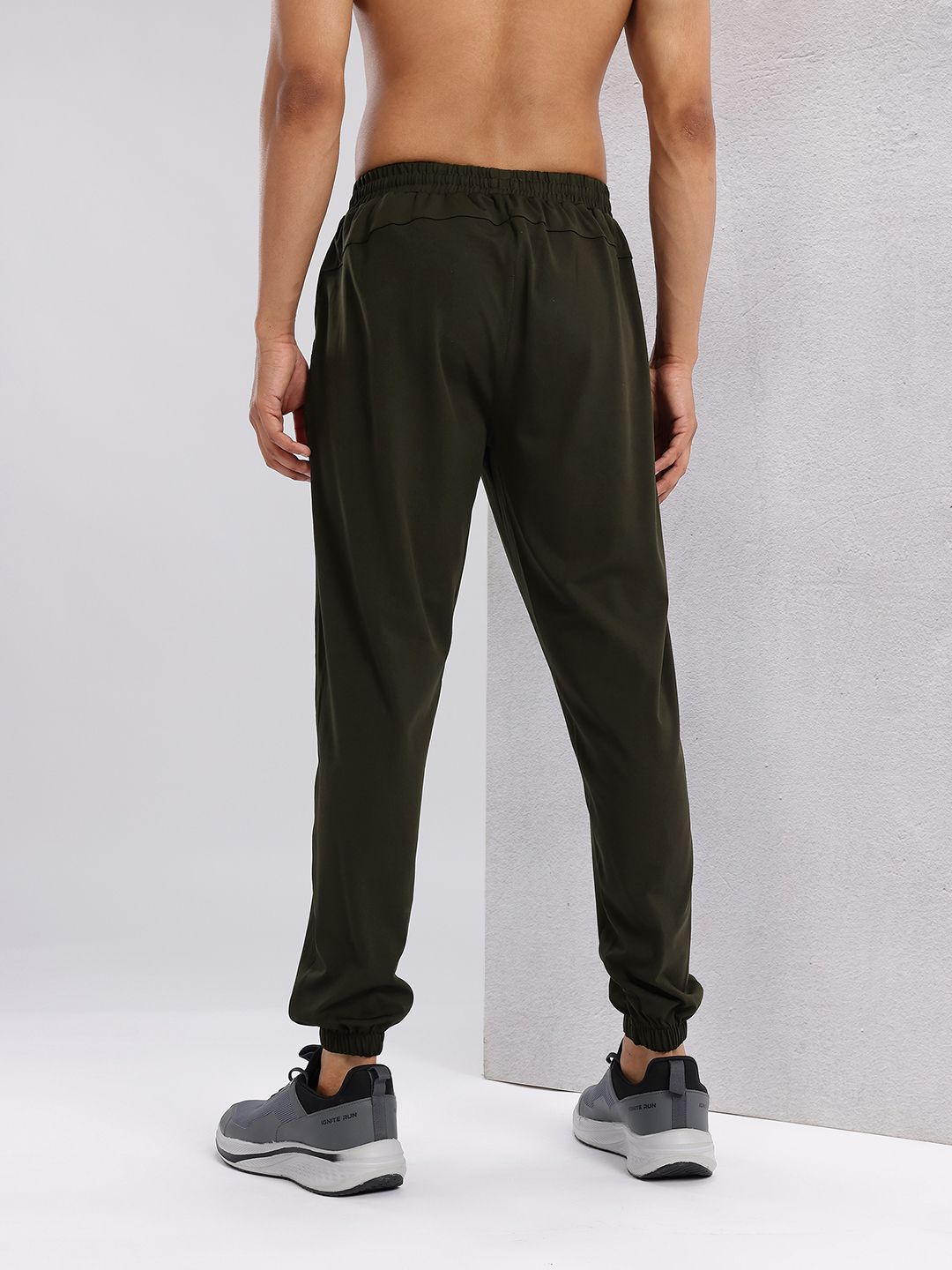 HRX by Hrithik Roshan Men Rapid-Dry Training Joggers