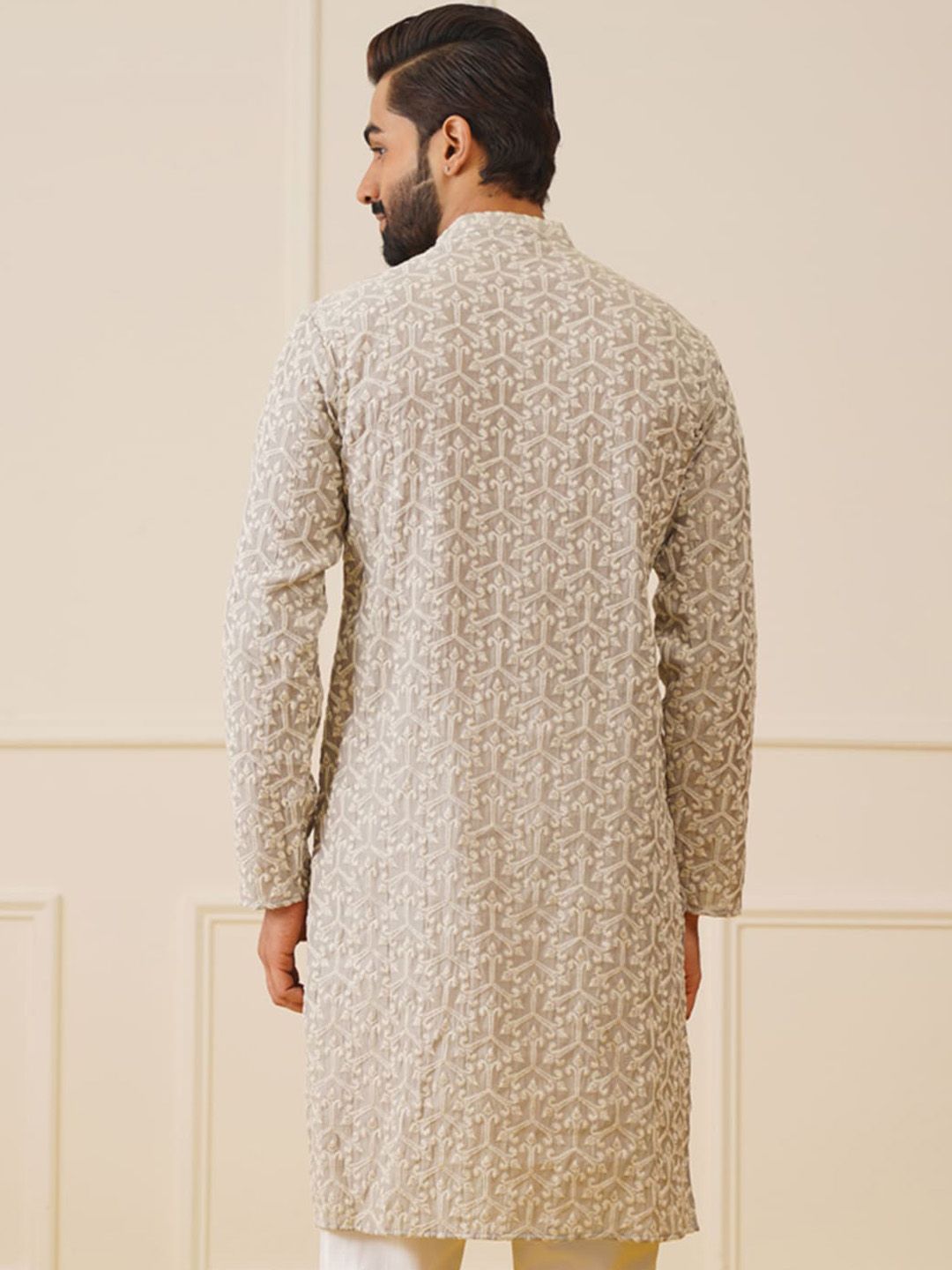 Jompers Ethnic Motifs Embroidered Chikankari Cotton & Silk Straight Kurta