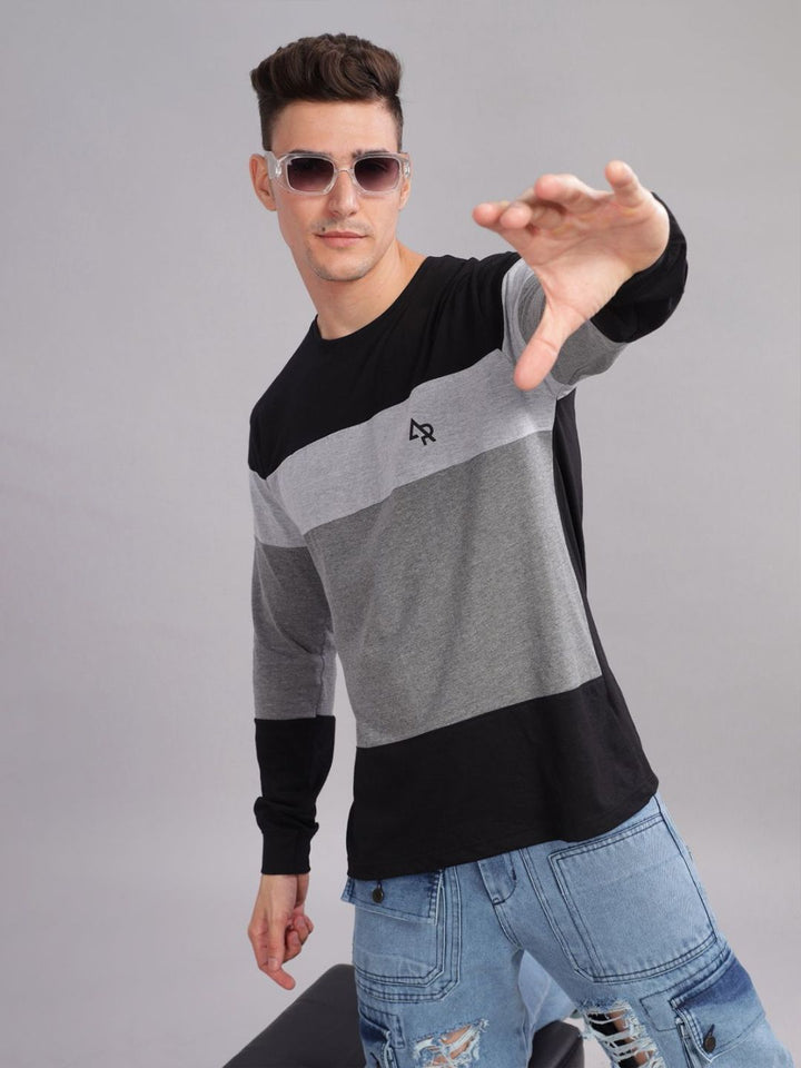 ADRO Men Colourblocked Round Neck T-shirt