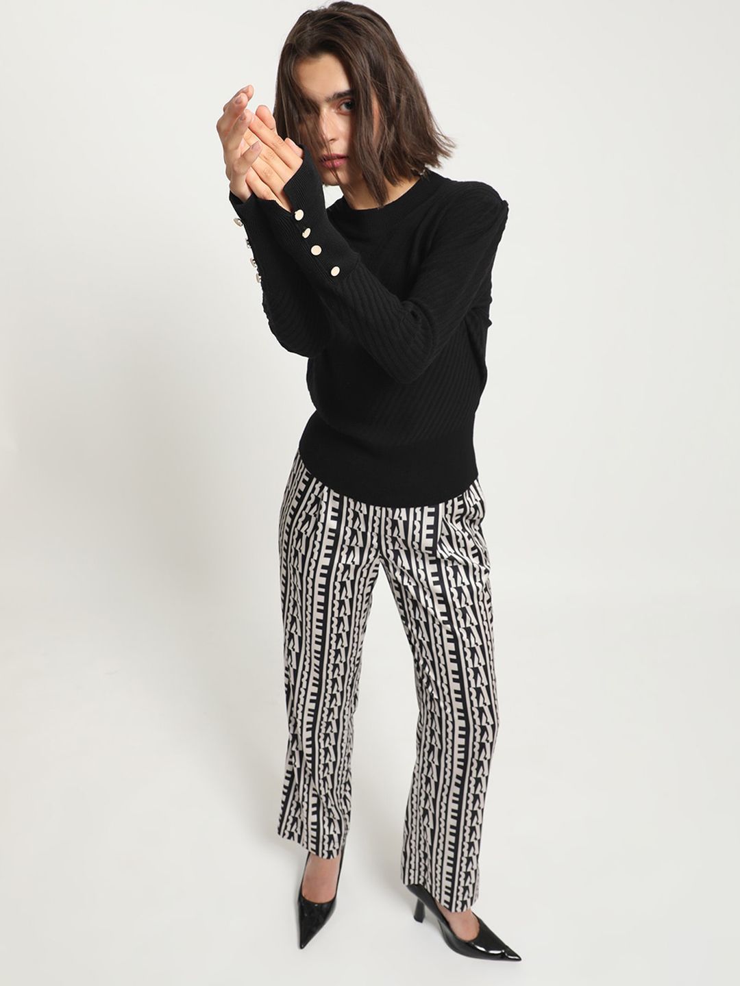 RAREISM Turtle Neck Knitted Pullover with Cuff Detail