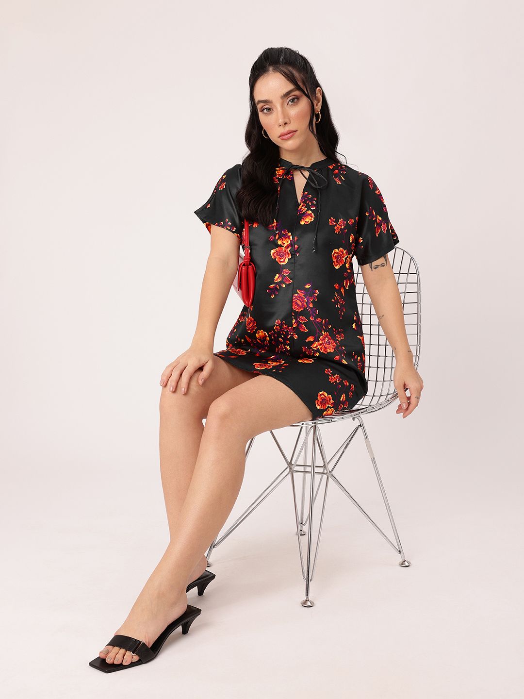 DressBerry Playful flower Printed Tie-Up Neck A-Line Mini Dress